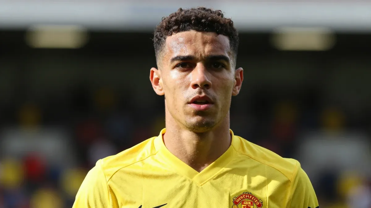 Oxford United midfielder Brian De Keersmaecker has joined Bristol City on a season-long loan with an option to buy, as...