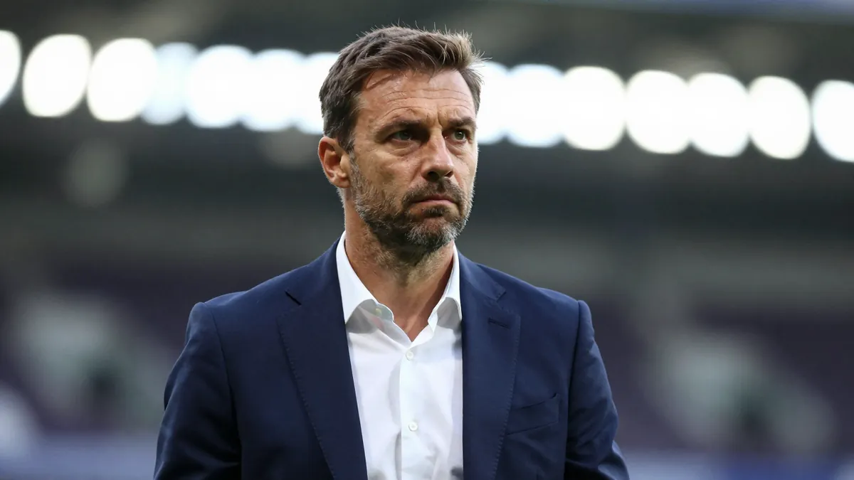 Dean Saunders backs Aaron Ramsey's Oxford United leadership