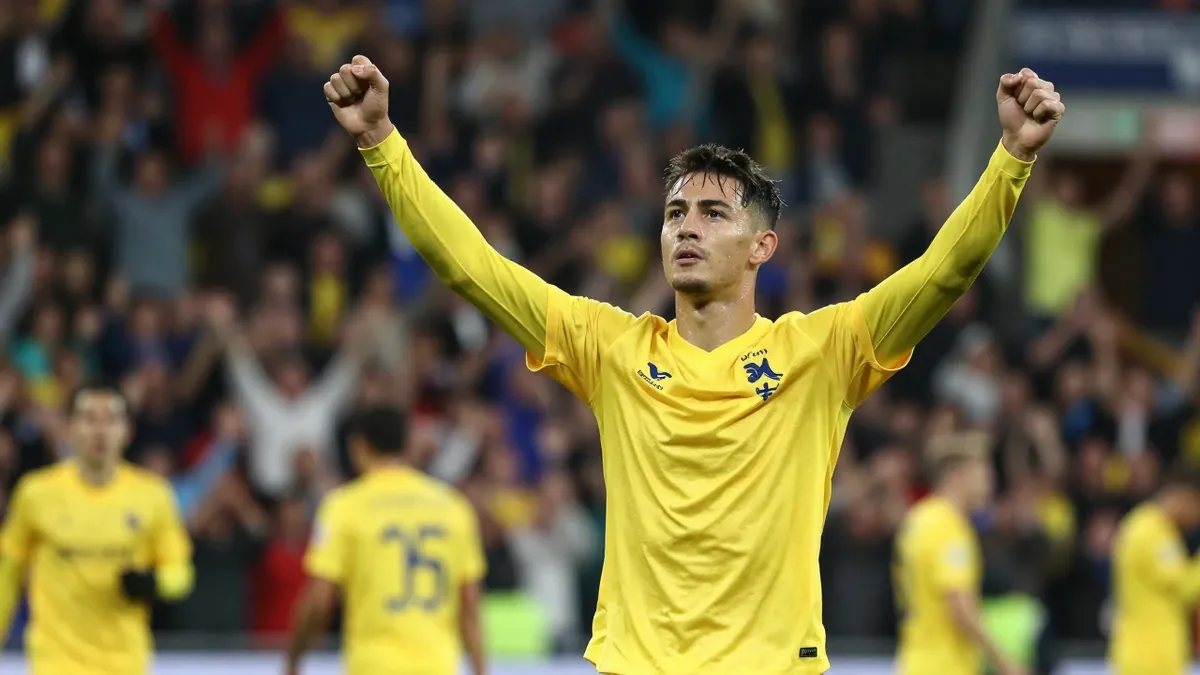 Oxford United's emphatic 4-0 win at Leicester City has sparked a crisis for the hosts and lifted the U's to 10th in the...